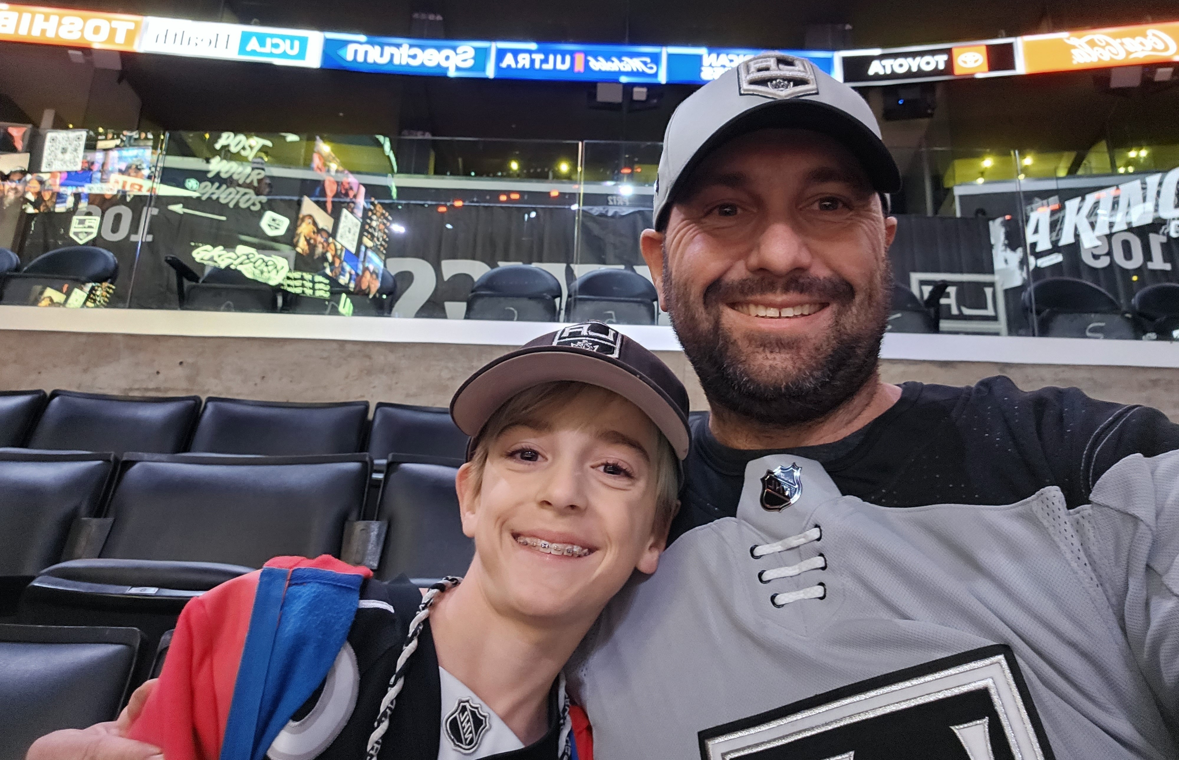 Los Angeles Kings - NHL vs Philadelphia Flyers