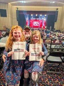 A Magical Cirque Christmas (touring)