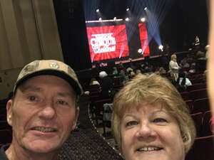 A Magical Cirque Christmas (touring)