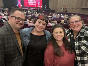 A Magical Cirque Christmas (touring)