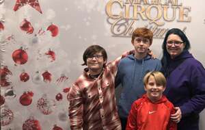 A Magical Cirque Christmas (touring)