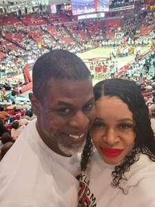 Oklahoma Sooners - NCAA Men's Basketball vs Texas Longhorns