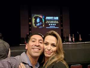 Johnny Cash - the Official Concert Experience