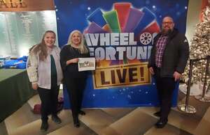 Wheel of Fortune Live! Hosted by Bob Goen