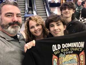 Old Dominion: No Bad Vibes Tour