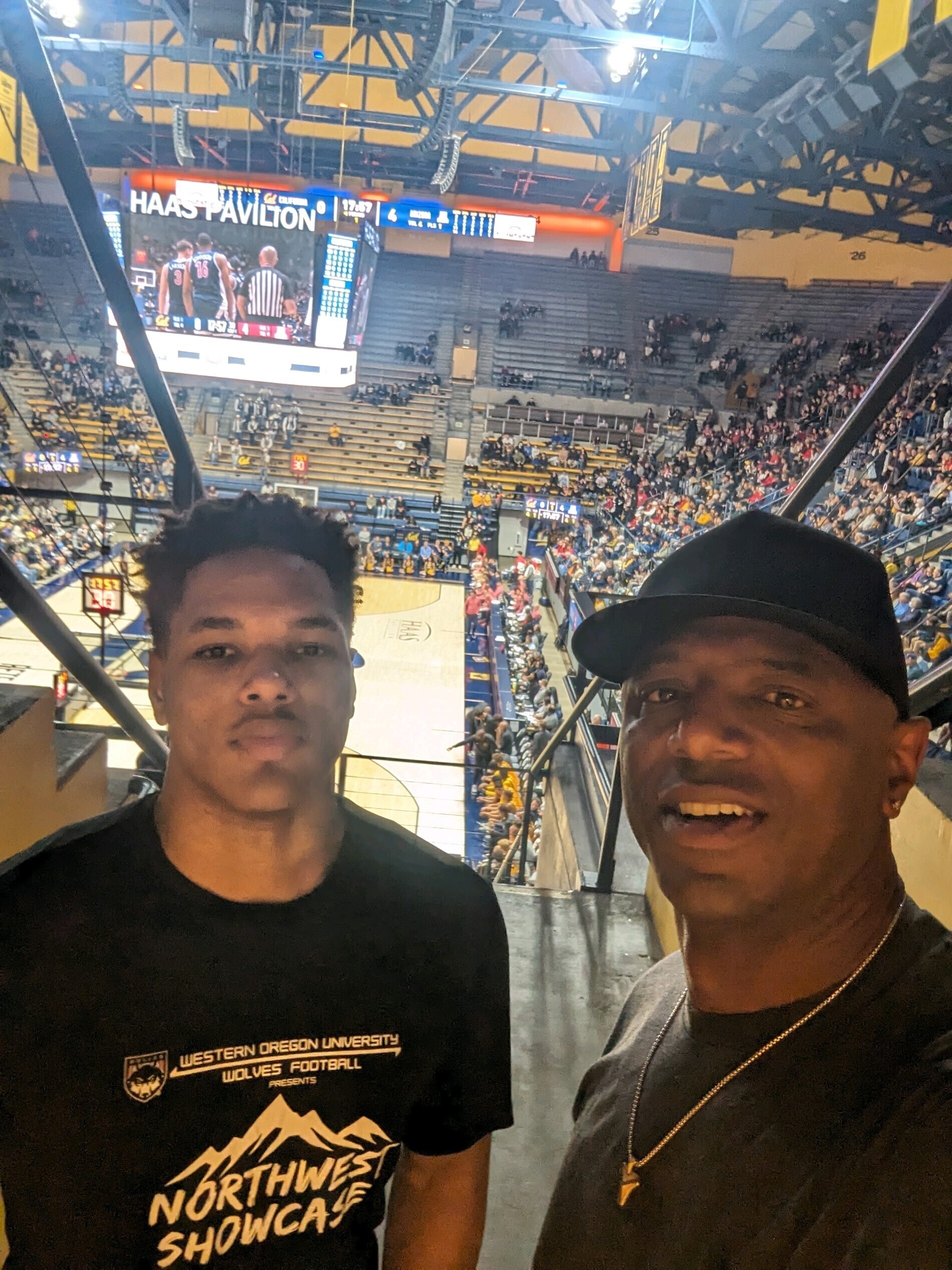 California Golden Bears - NCAA Men's Basketball vs Arizona Wildcats