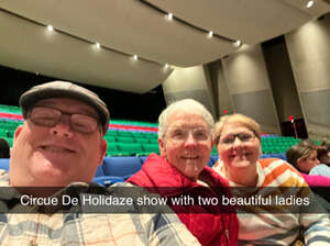 Cirque Dreams Holidaze