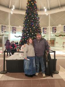 A Magical Cirque Christmas (touring)