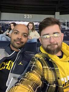 Michigan Wolverines - NCAA Men's Basketball vs University of Minnesota Golden Gophers