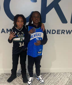 Milwaukee Bucks - NBA vs Chicago Bulls