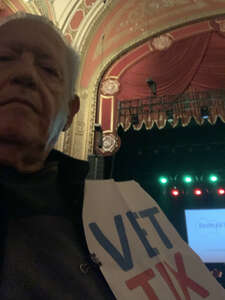 Top of the World - a Carpenters Christmas