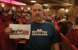 Top of the World - a Carpenters Christmas