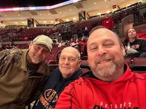 Ohio State Buckeyes - NCAA Men's Hockey vs University of Minnesota Golden Gophers