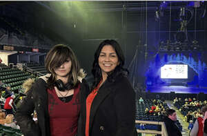 Cirque Musica Holiday Wonderland