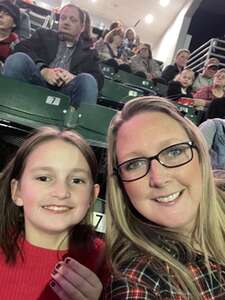 Cirque Musica Holiday Wonderland