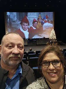 Hollywood Live: Holiday Edition