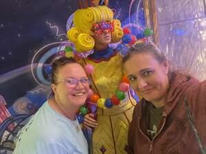 Pomp Snow & Cirque-umstance