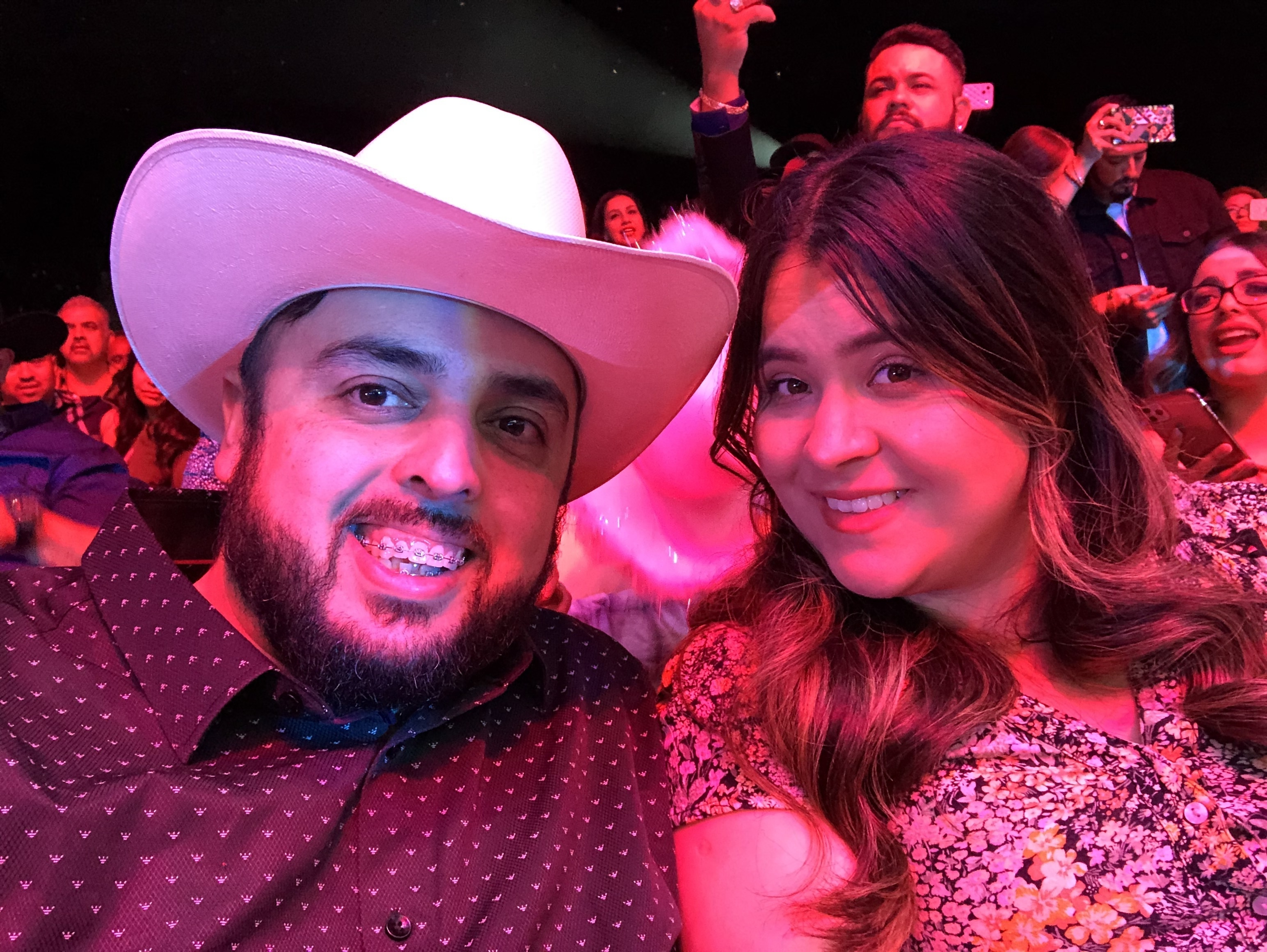 Solido With Los Carnalitos