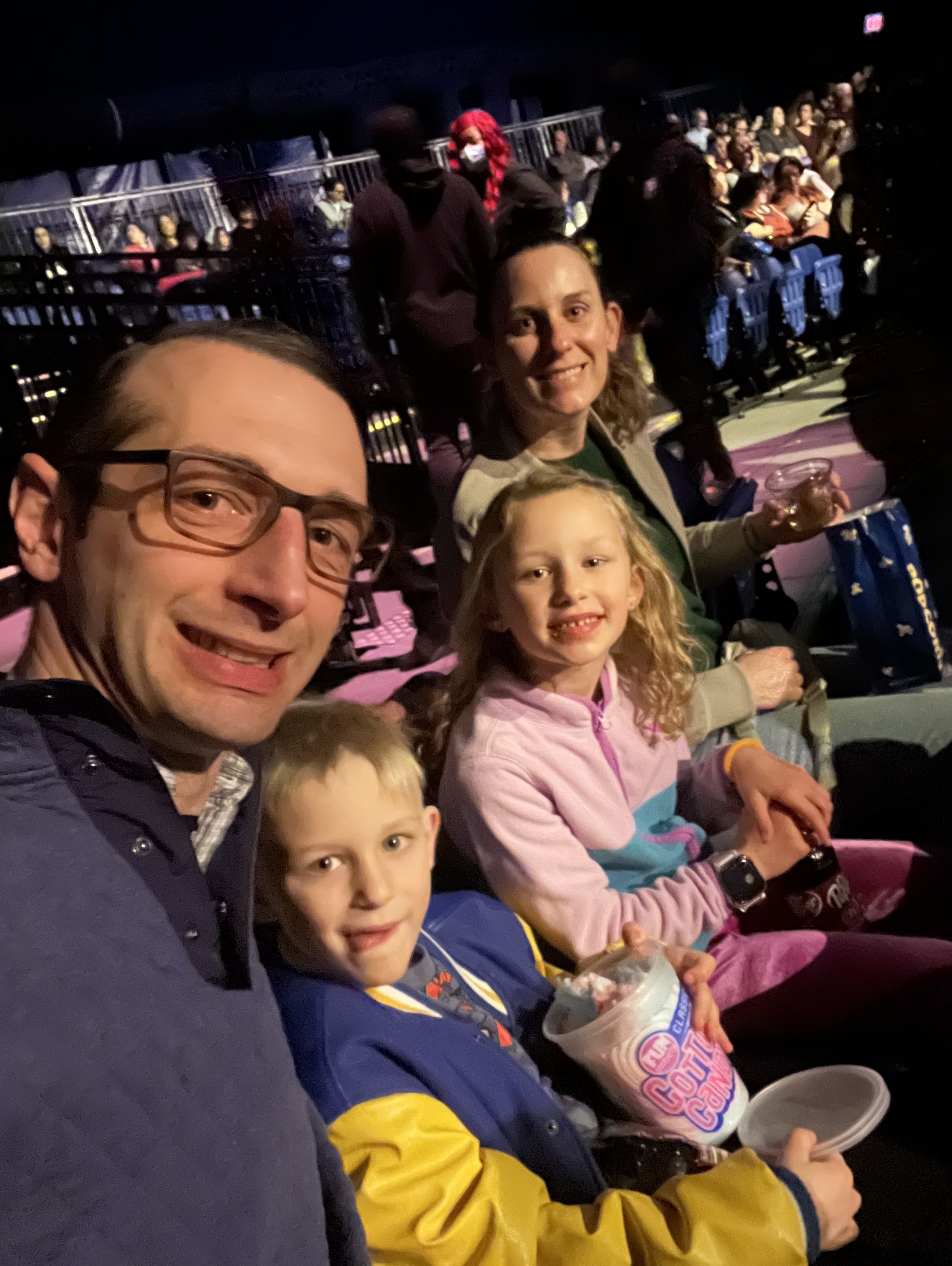 Cirque Du Soleil: Bazzar