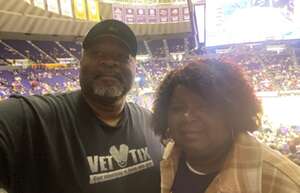 Louisiana State University Tigers - NCAA Men's Basketball vs Arkansas Razorbacks