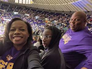 Louisiana State University Tigers - NCAA Men's Basketball vs Arkansas Razorbacks