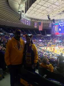 Louisiana State University Tigers - NCAA Men's Basketball vs Arkansas Razorbacks