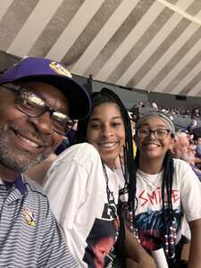 Louisiana State University Tigers - NCAA Women's Basketball vs Missouri Tigers