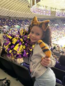 Louisiana State University Tigers - NCAA Women's Basketball vs Missouri Tigers