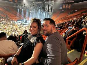 Bryan Adams: So Happy It Hurts W/ Eurythmics Songbook Ft. Dave Stewart