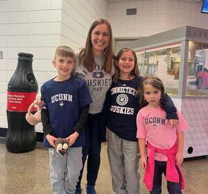 Georgetown Hoyas - NCAA Men's Basketball vs UConn Huskies
