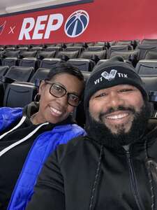 Georgetown Hoyas - NCAA Men's Basketball vs UConn Huskies