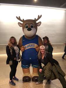 Milwaukee Bucks - NBA vs Denver Nuggets