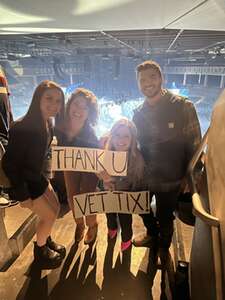 Blake Shelton: Back To the Honky Tonk Tour Presented By Kubota