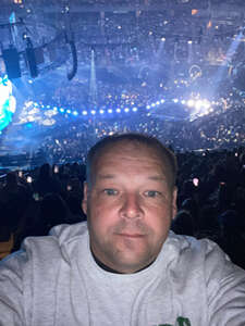 Blake Shelton: Back To the Honky Tonk Tour Presented By Kubota