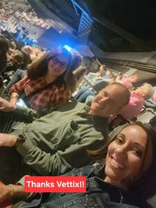 Blake Shelton: Back To the Honky Tonk Tour Presented By Kubota