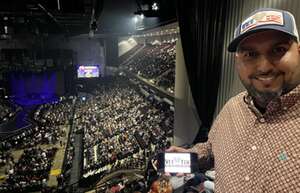 Blake Shelton: Back To the Honky Tonk Tour Presented By Kubota