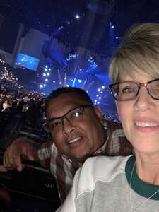 Blake Shelton: Back To the Honky Tonk Tour Presented By Kubota