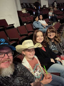 Blake Shelton: Back To the Honky Tonk Tour Presented By Kubota