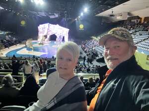 Cirque du Soleil: Crystal