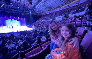 Disney On Ice presents Into the Magic