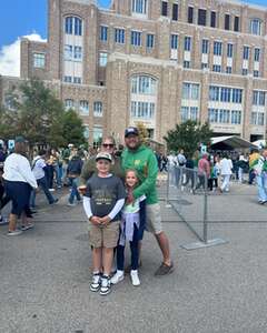 Notre Dame Fighting Irish - NCAA Football vs Northern Illinois Huskies