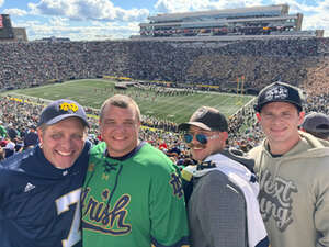 Notre Dame Fighting Irish - NCAA Football vs Northern Illinois Huskies