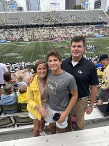 Georgia Tech Yellow Jackets - NCAA Football vs VMI Keydets