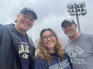 Georgia Tech Yellow Jackets - NCAA Football vs VMI Keydets