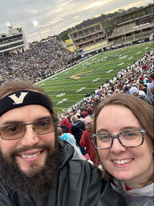 Vanderbilt Commodores - NCAA Football vs South Carolina Gamecocks