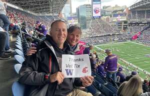 Washington Huskies - NCAA Football vs Washington State Cougars