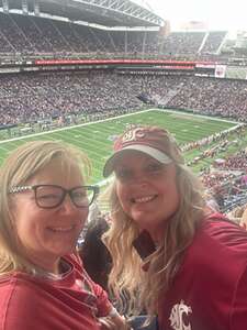 Washington Huskies - NCAA Football vs Washington State Cougars