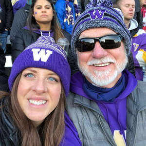 Washington Huskies - NCAA Football vs Washington State Cougars