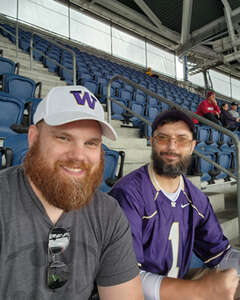 Washington Huskies - NCAA Football vs Washington State Cougars