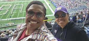 Washington Huskies - NCAA Football vs Washington State Cougars